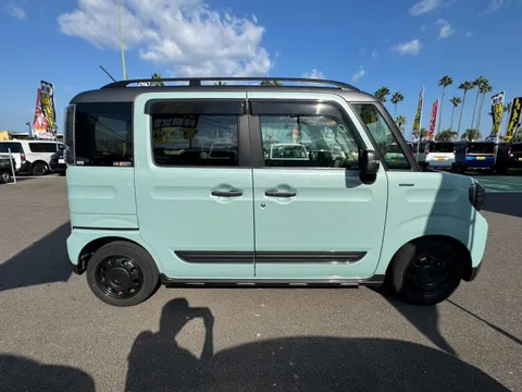 Suzuki Spacia Gear