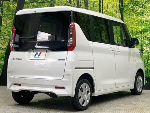 Mitsubishi eK Space