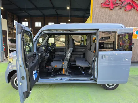 Honda N-VAN Plus Style