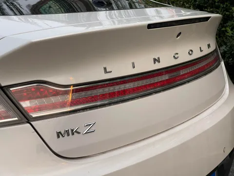 Lincoln MKZ