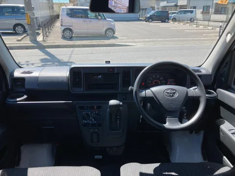 Toyota Pixis Van