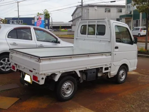 Nissan Clipper Truck
