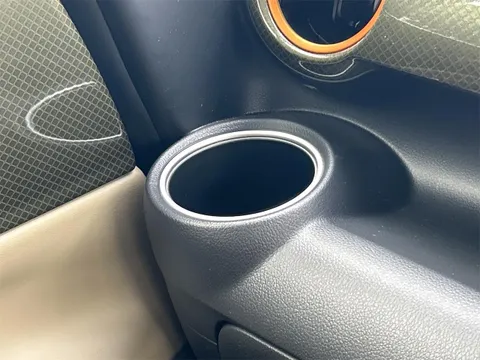 Honda N-BOX Slash