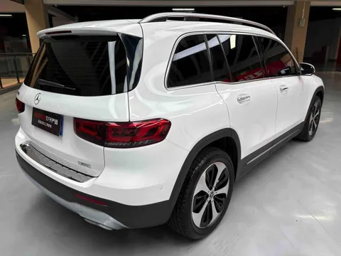 Mercedes-Benz Mercedes-Benz GLB