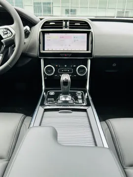 Jaguar XEL