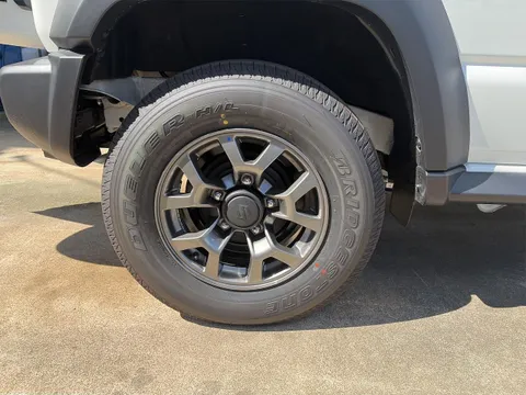 Suzuki Jimny Nomade