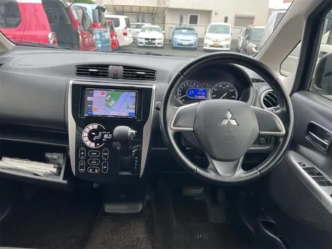 Mitsubishi eK Custom