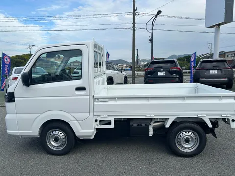 Nissan Clipper Truck