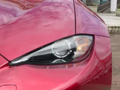 Mazda MX-5 (Roadster)