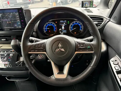Mitsubishi Delica Mini