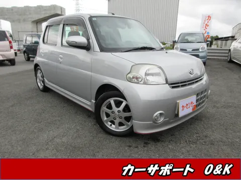 Daihatsu Esse