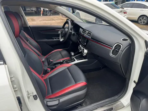 Kia KX