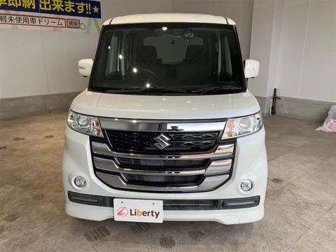 Suzuki Spacia Custom Z
