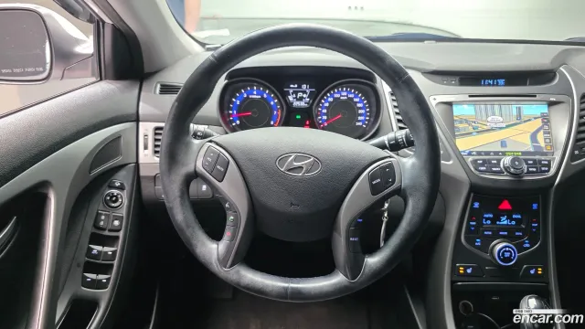 Hyundai Elantra (Avante)