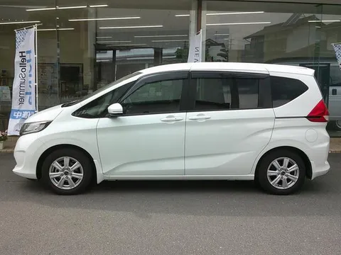 Honda Freed Plus