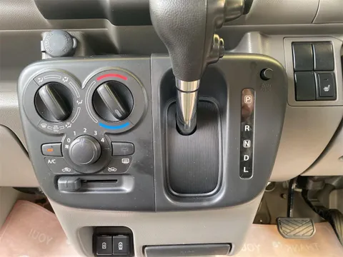 Nissan Clipper