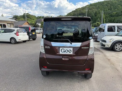 Mitsubishi eK Space