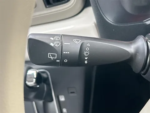 Daihatsu Mira Tocot