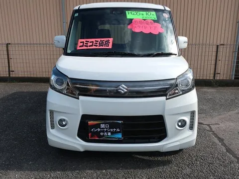 Suzuki Spacia Custom
