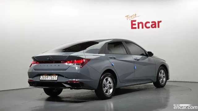 Hyundai Elantra (Avante)