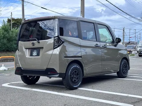 Toyota Tank