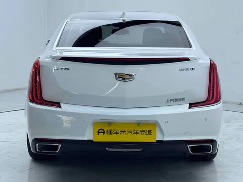 Cadillac XTS