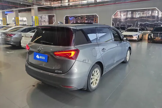 Buick GL6