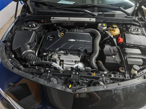 Chevrolet Malibu XL