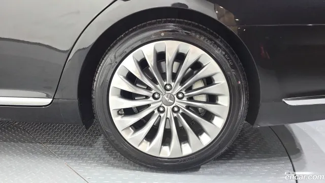 Genesis G90 (EQ900)