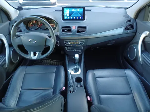 Renault SM3