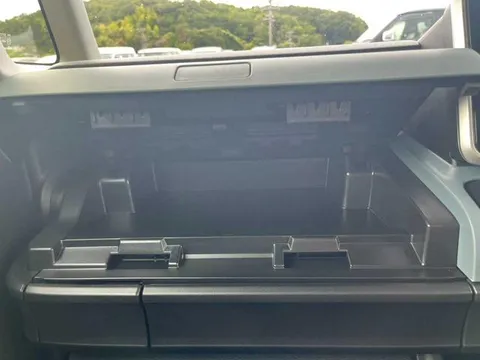 Suzuki Spacia Base
