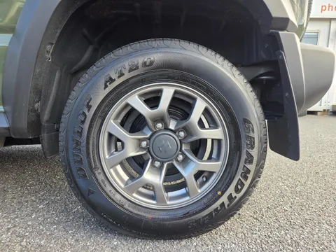 Suzuki Jimny Sierra