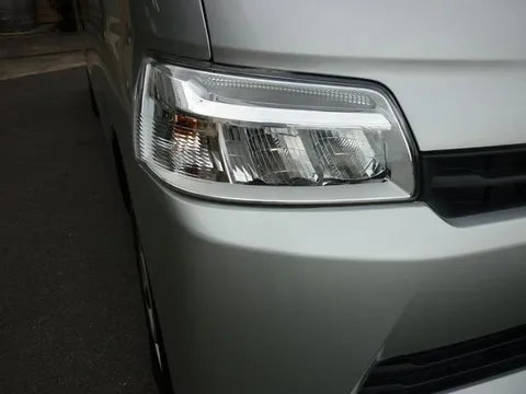 Toyota TownAce Van