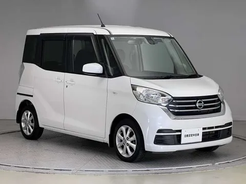 Nissan Dayz Roox