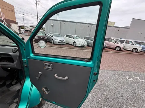 Daihatsu Midgetii