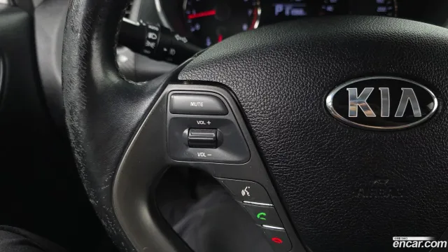 Kia Cerato (K3)