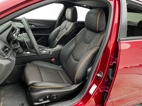 Cadillac CT4