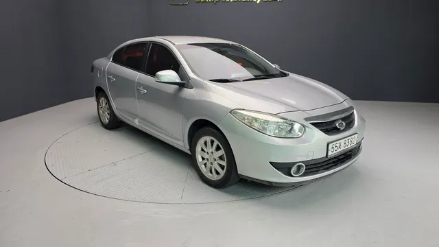 Renault SM3