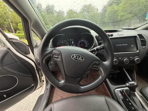 Kia Cerato (K3)