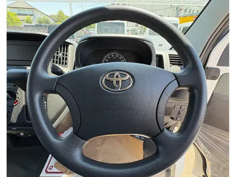 Toyota TownAce Van