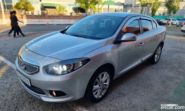 Renault SM3