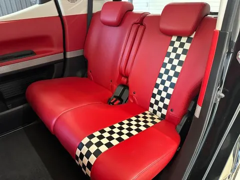 Honda N-BOX Slash