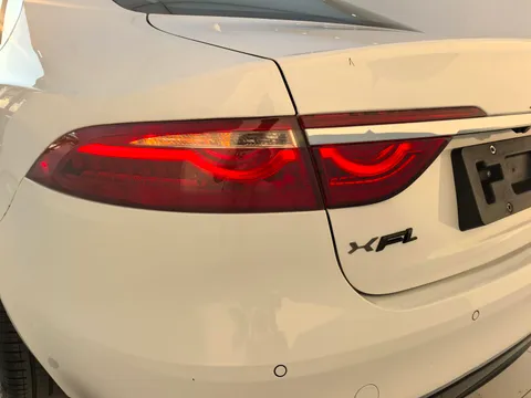 Jaguar XFL