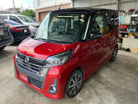 Nissan Dayz Roox