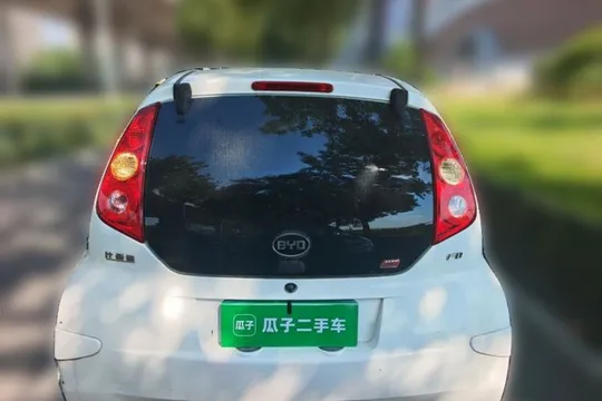 BYD F0
