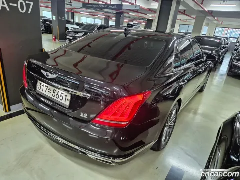 Genesis G90 (EQ900)