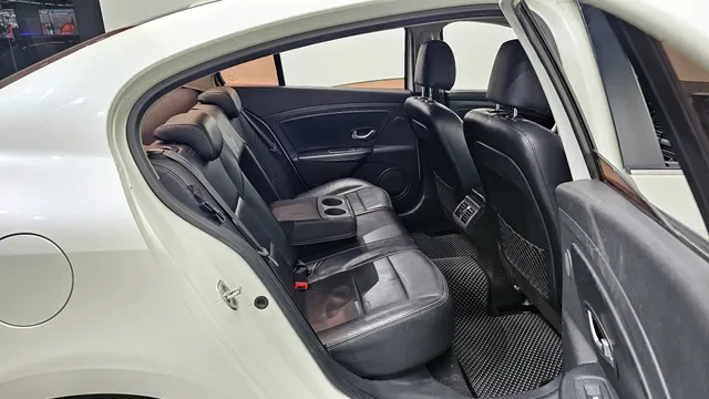 Renault SM3