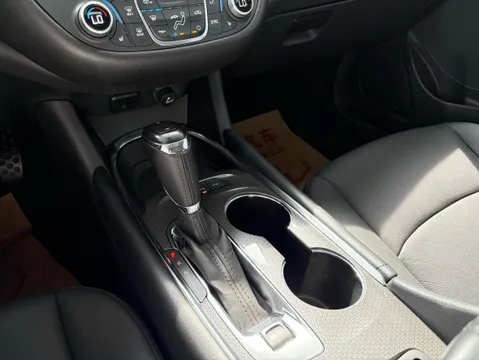 Chevrolet Malibu XL