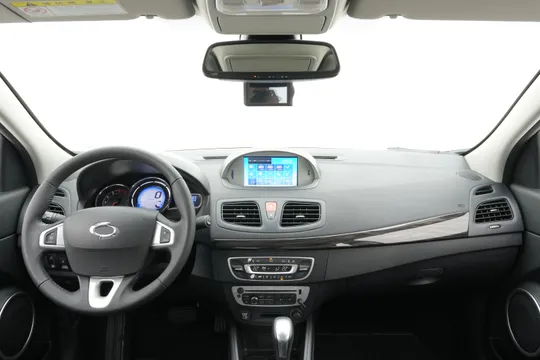Renault SM3