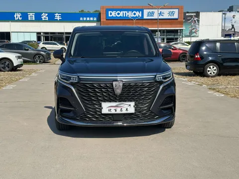 Roewe iMAX8